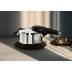 WMF Perfect Premium One Pot Schnellkochtopf-Set mit Dampfgareinsatz, 22 cm, 4,5 und 3,0 Liter, stapelbar| Schnellkochtöpfe|Induktionstöpfe
