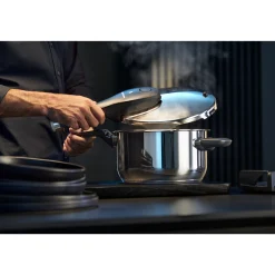 WMF Perfect Premium One Pot Schnellkochtopf-Set mit Dampfgareinsatz, 22 cm, 4,5 und 3,0 Liter, stapelbar| Schnellkochtöpfe|Induktionstöpfe