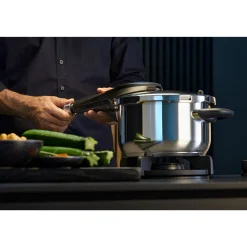 WMF Perfect Premium One Pot Schnellkochtopf, 22 cm, 3,0 Liter| Induktionstöpfe|Schnellkochtöpfe
